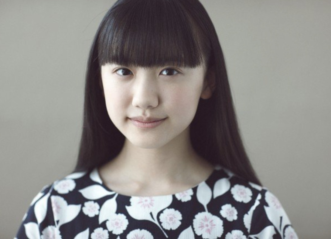 画像 芦田愛菜 化粧で綺麗になったと話題に 決めてはアイメイク Neko Blog