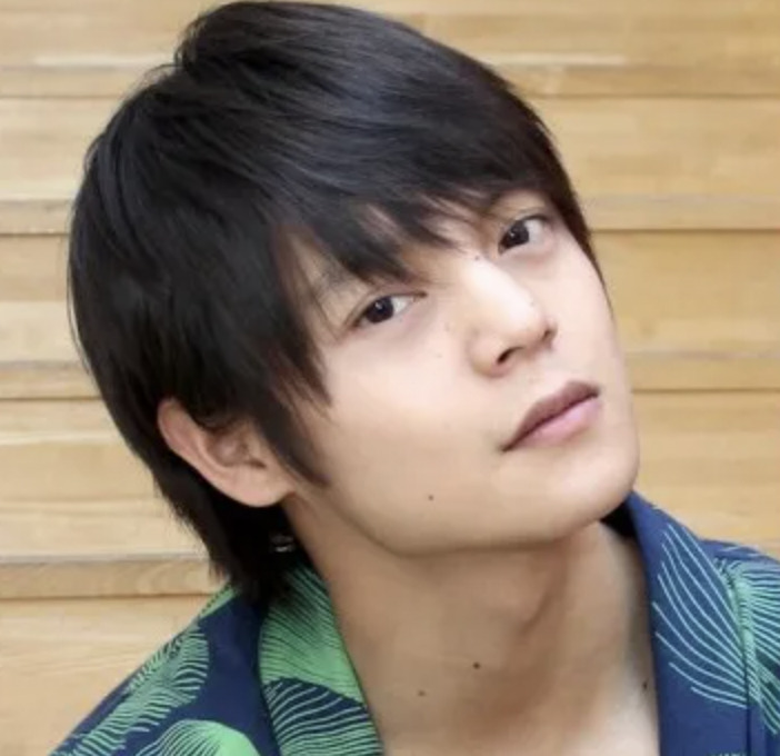 比較画像 窪田正孝の顔が老けた 痩せすぎてガリガリと話題に Neko Blog